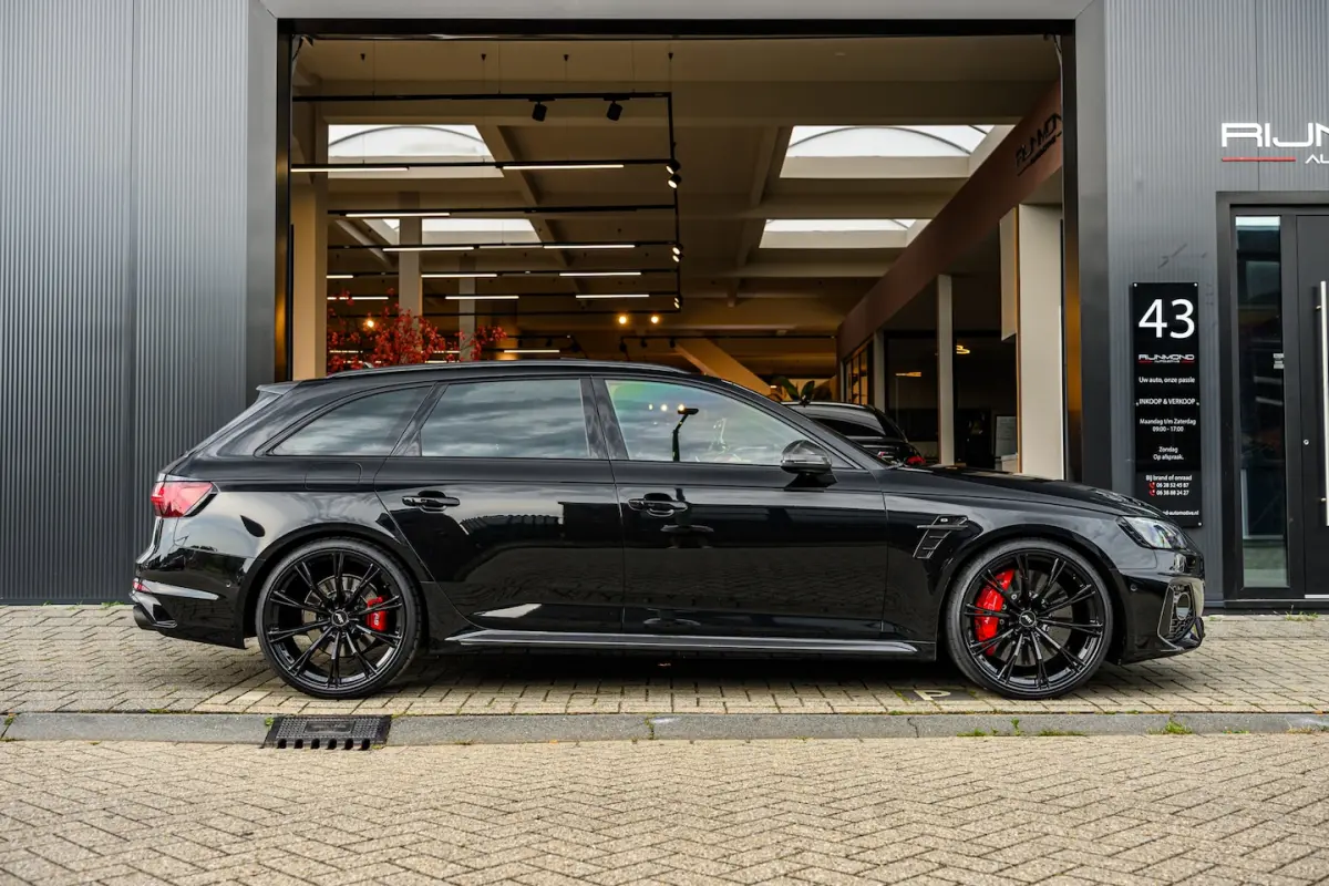 2.9 TFSI RS 4 ABT-S |Keramisch|Pano|530PK|Massage|Head-up|