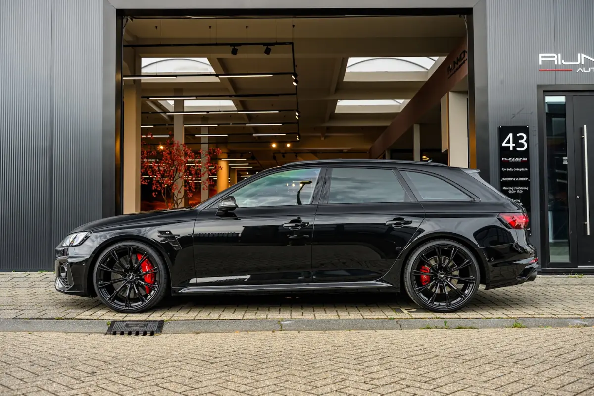 2.9 TFSI RS 4 ABT-S |Keramisch|Pano|530PK|Massage|Head-up|