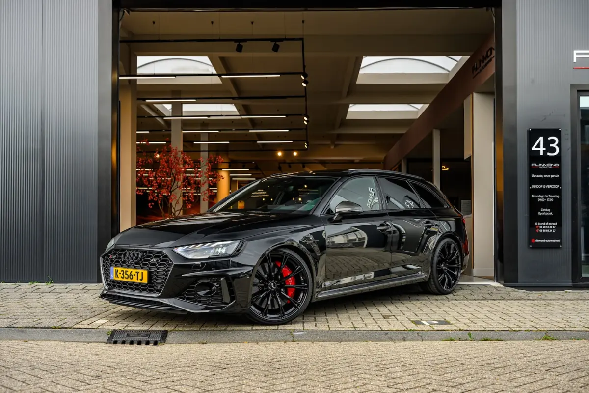2.9 TFSI RS 4 ABT-S |Keramisch|Pano|530PK|Massage|Head-up|