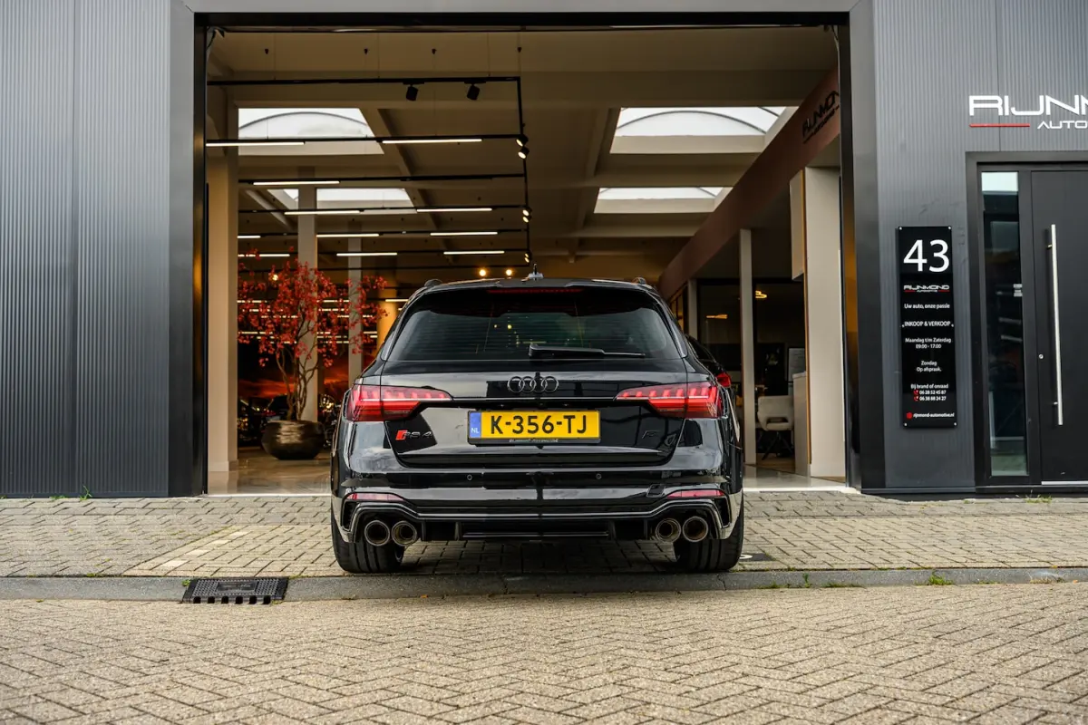 2.9 TFSI RS 4 ABT-S |Keramisch|Pano|530PK|Massage|Head-up|