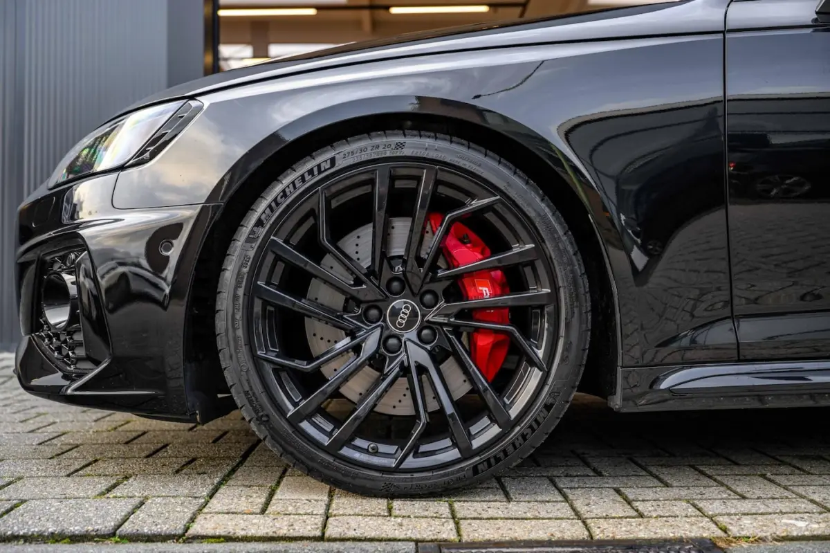 2.9 TFSI RS 4 Quattro |Massage|Head-Up|360-Camera|B&O|Pano|Dealer onderhouden