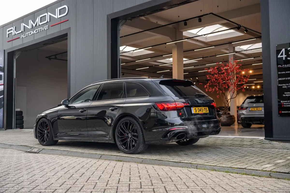 2.9 TFSI RS 4 Quattro |Massage|Head-Up|360-Camera|B&O|Pano|Dealer onderhouden