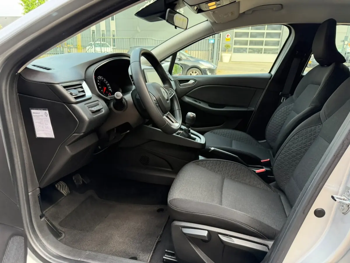 1.0 TCe / Navigatie / Apple CarPlay - Android / 1e Eigenaar / ALL-Season banden / Cruise C