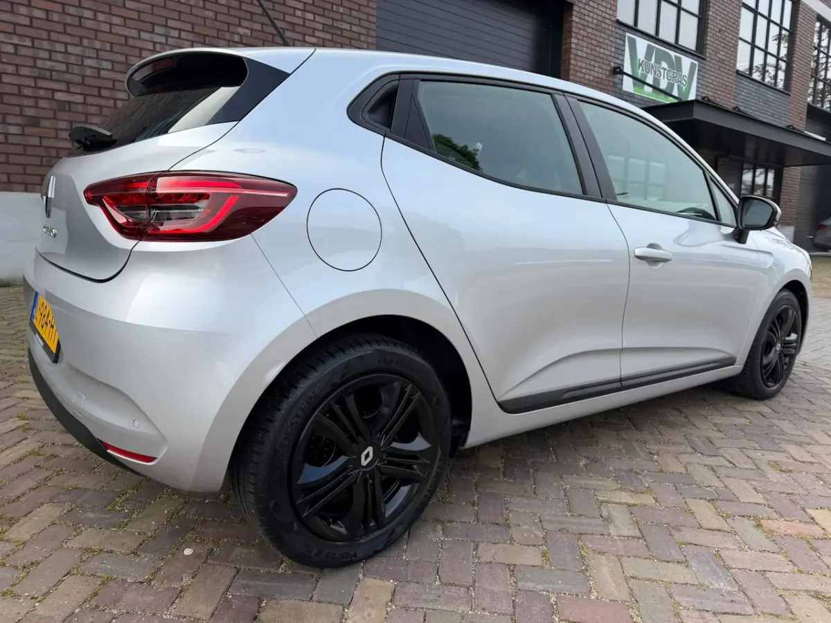 1.0 TCe / Navigatie / Apple CarPlay - Android / 1e Eigenaar / ALL-Season banden / Cruise C