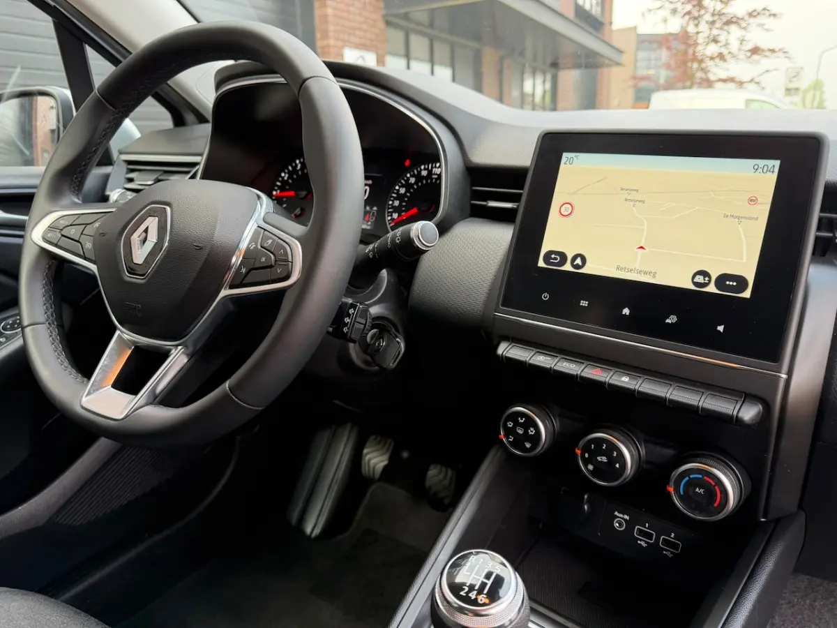 1.0 TCe / Navigatie / Apple CarPlay - Android / 1e Eigenaar / ALL-Season banden / Cruise C