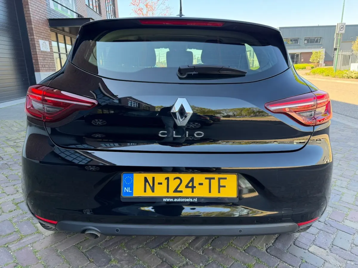 1.0 TCe / Navigatie / Apple CarPlay - Android / 1e Eigenaar / ALL-Season banden / Cruise C