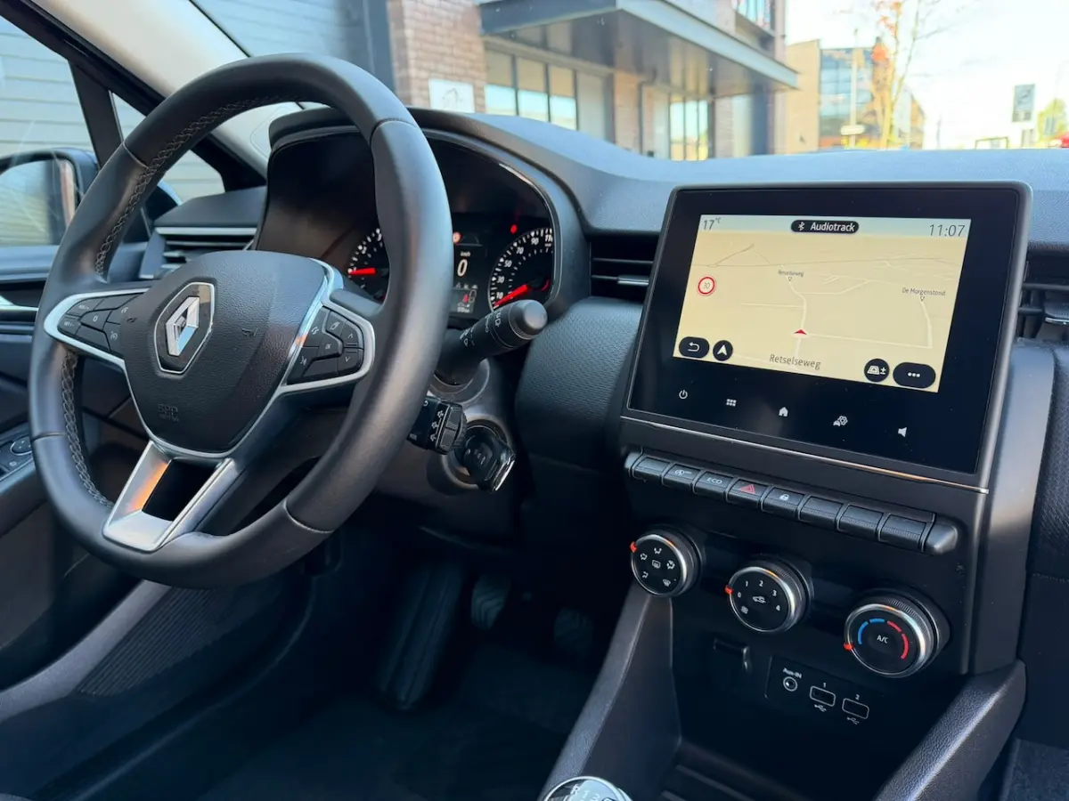 1.0 TCe / Navigatie / Apple CarPlay - Android / 1e Eigenaar / ALL-Season banden / Cruise C