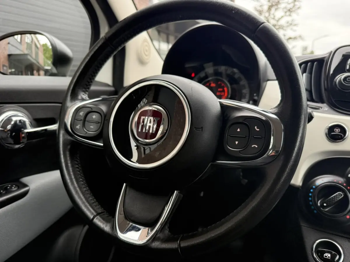 1.2 Young / Navigatie / 4-Cilinders / 1e Eigenaar / Cruise Control / Rekeningen onderhoud