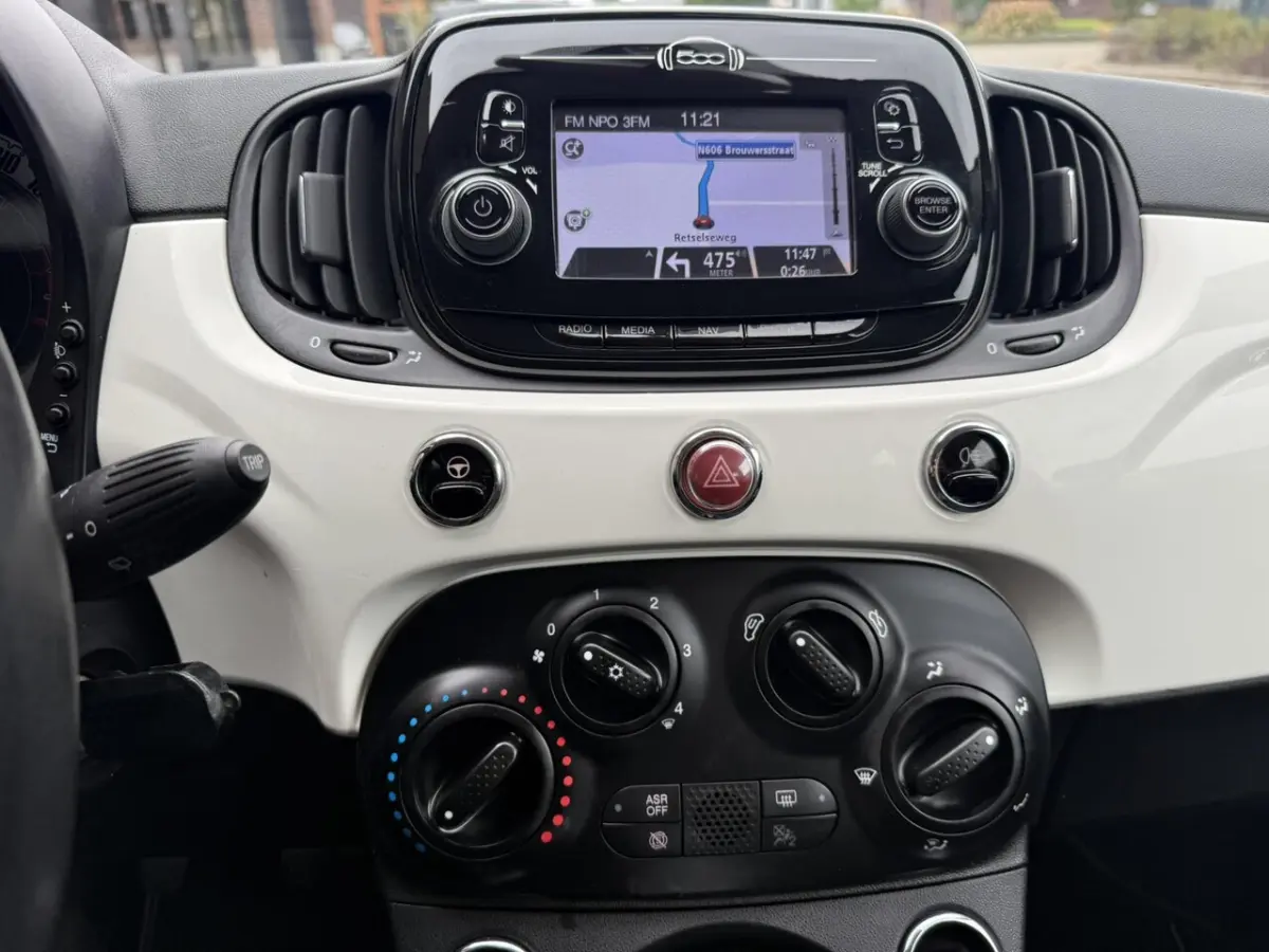 1.2 Young / Navigatie / 4-Cilinders / 1e Eigenaar / Cruise Control / Rekeningen onderhoud