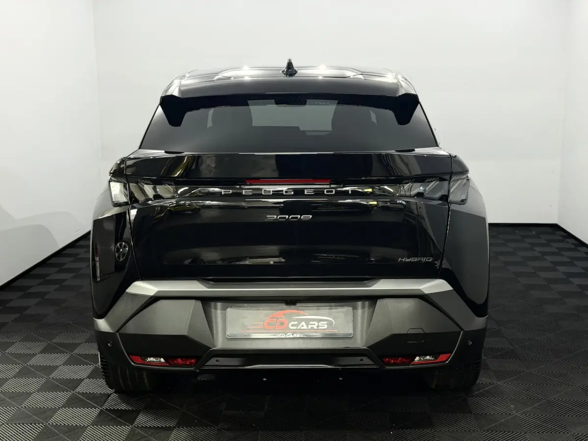 1.2 Hybrid 136 GT 360 Camera, Navi, Half leder/Alcantara, Memory stoelen, Stoelverwarming,