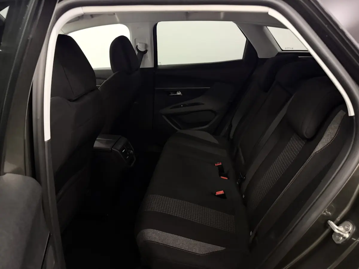1.2 PureTech AGC PremiÃ¨re Camera, Navi, Apple carplay, Cruise control, Virtual desk, Clima