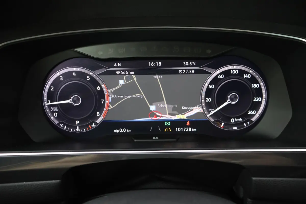 2.0 TSI 220Pk 4Motion HIGHLINE FULL LED | VIRTUAL | HEAD UP | 360 CAM | CARPLAY | STOELVER