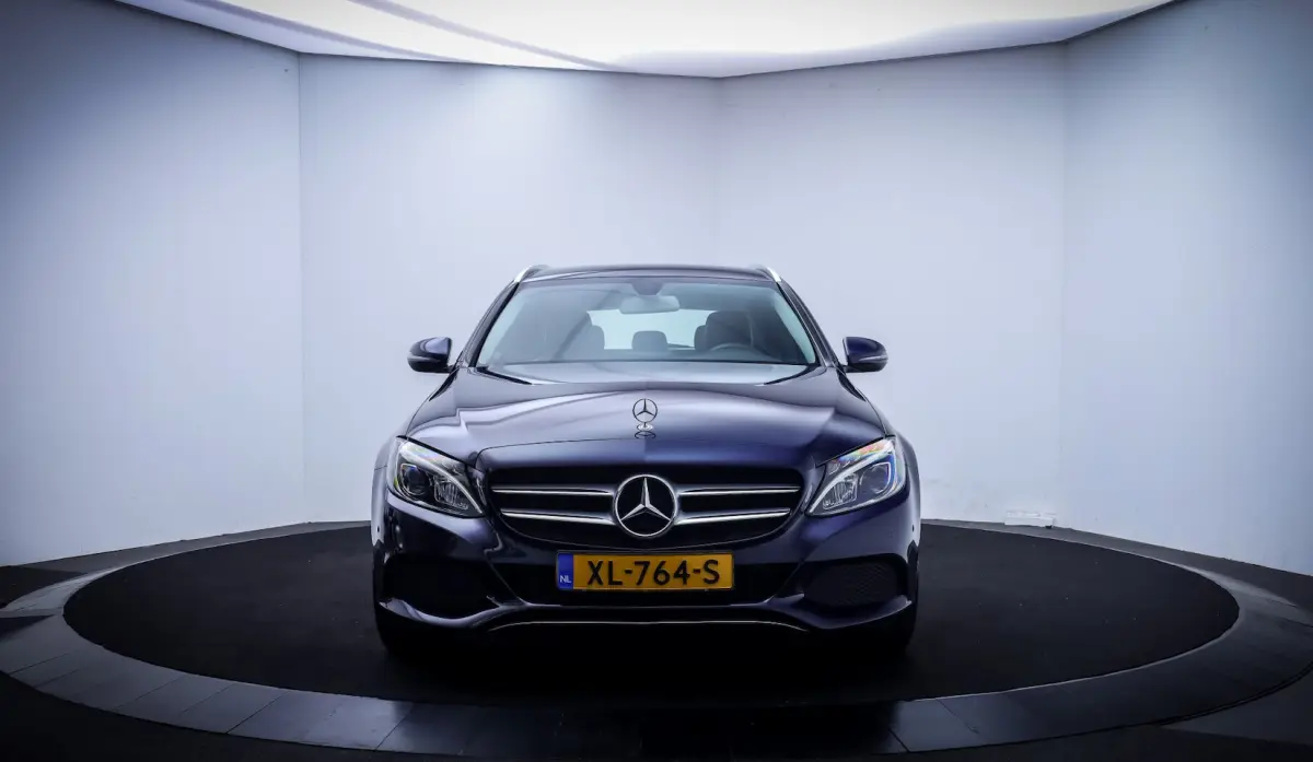 180 Premium Plus FULL LED | CAMERA | NAVI | ELEK TREKHAAK | STOELVERW | PDC V+A | ELEK KLE