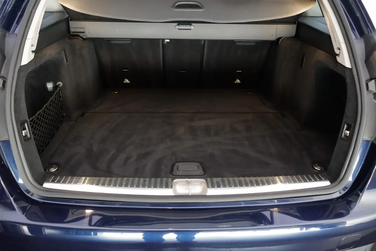 180 Premium Plus FULL LED | CAMERA | NAVI | ELEK TREKHAAK | STOELVERW | PDC V+A | ELEK KLE