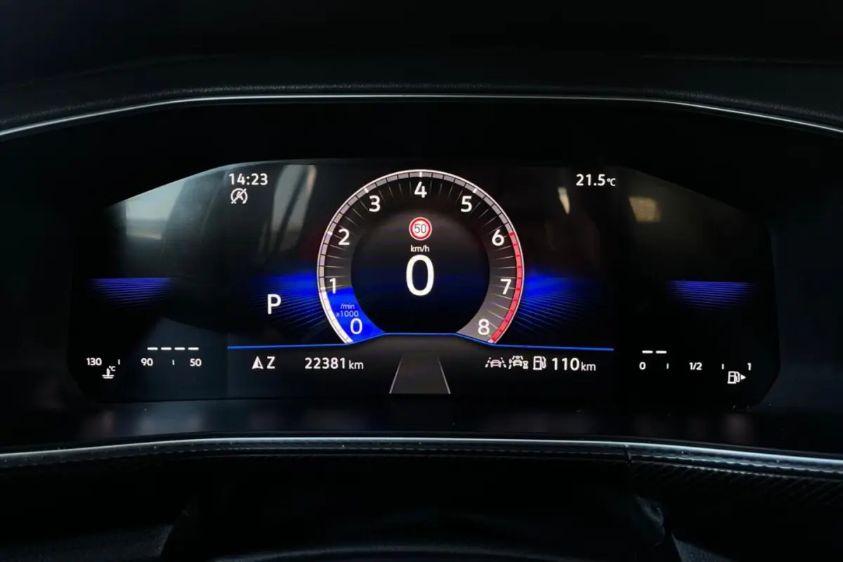 1.5 TSI R-Line Edition | TREKHAAK | CAMERA | ADAPTIVE |