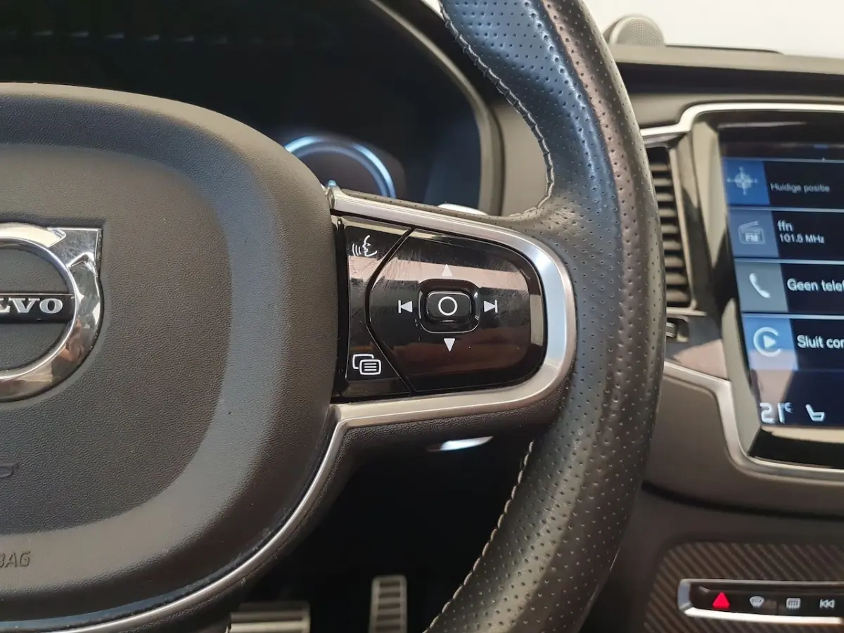 2.0 T8 Twin Engine AWD R-Design Panoramadak, Luchtvering, Wegklapbare Trekhaak