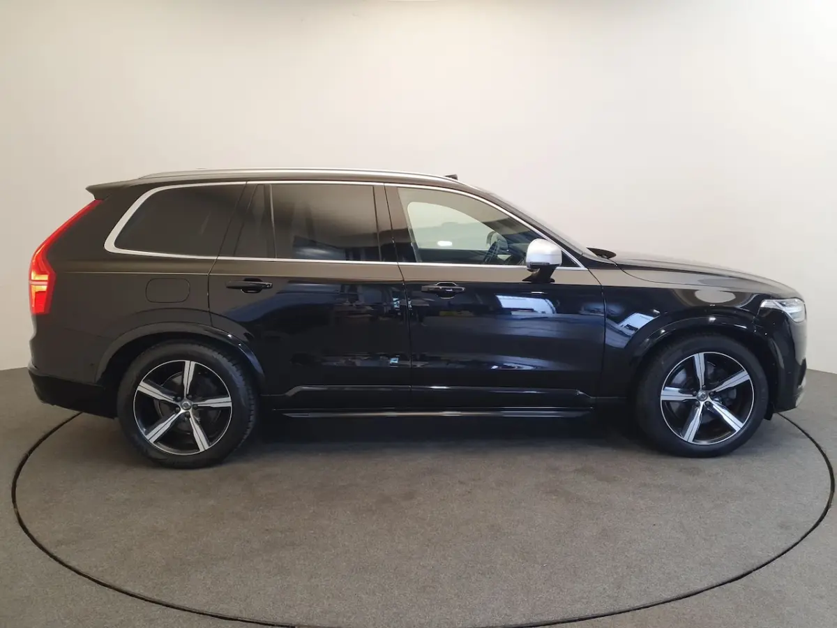 2.0 T8 Twin Engine AWD R-Design Panoramadak, Luchtvering, Wegklapbare Trekhaak