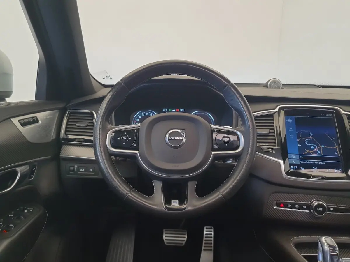 2.0 T8 Twin Engine AWD R-Design Panoramadak, Luchtvering, Wegklapbare Trekhaak