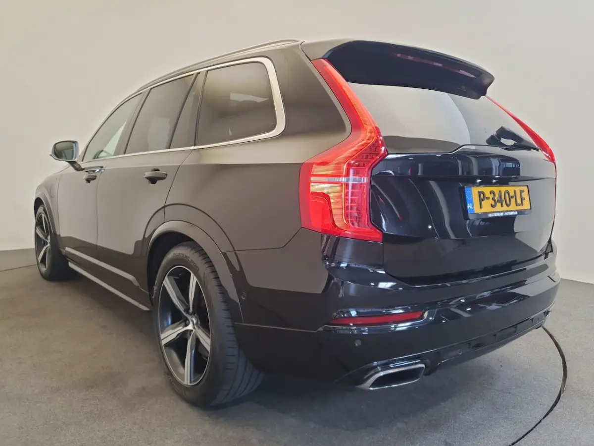 2.0 T8 Twin Engine AWD R-Design Panoramadak, Luchtvering, Wegklapbare Trekhaak