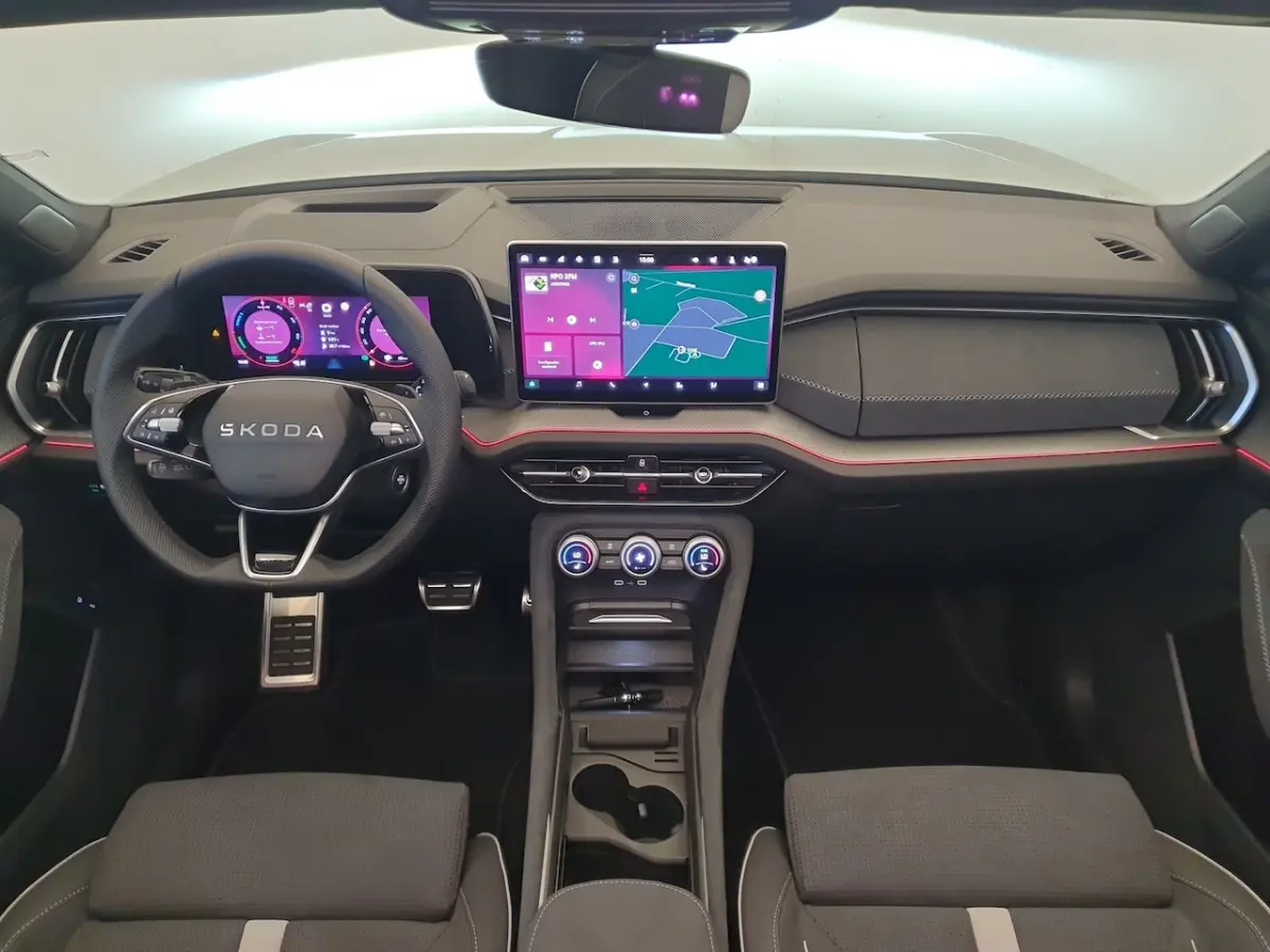 1.5 TSI PHEV DSG/AUT 204pk Sportline Business Wegklapbare Trekhaak, Panoramadak, Camera