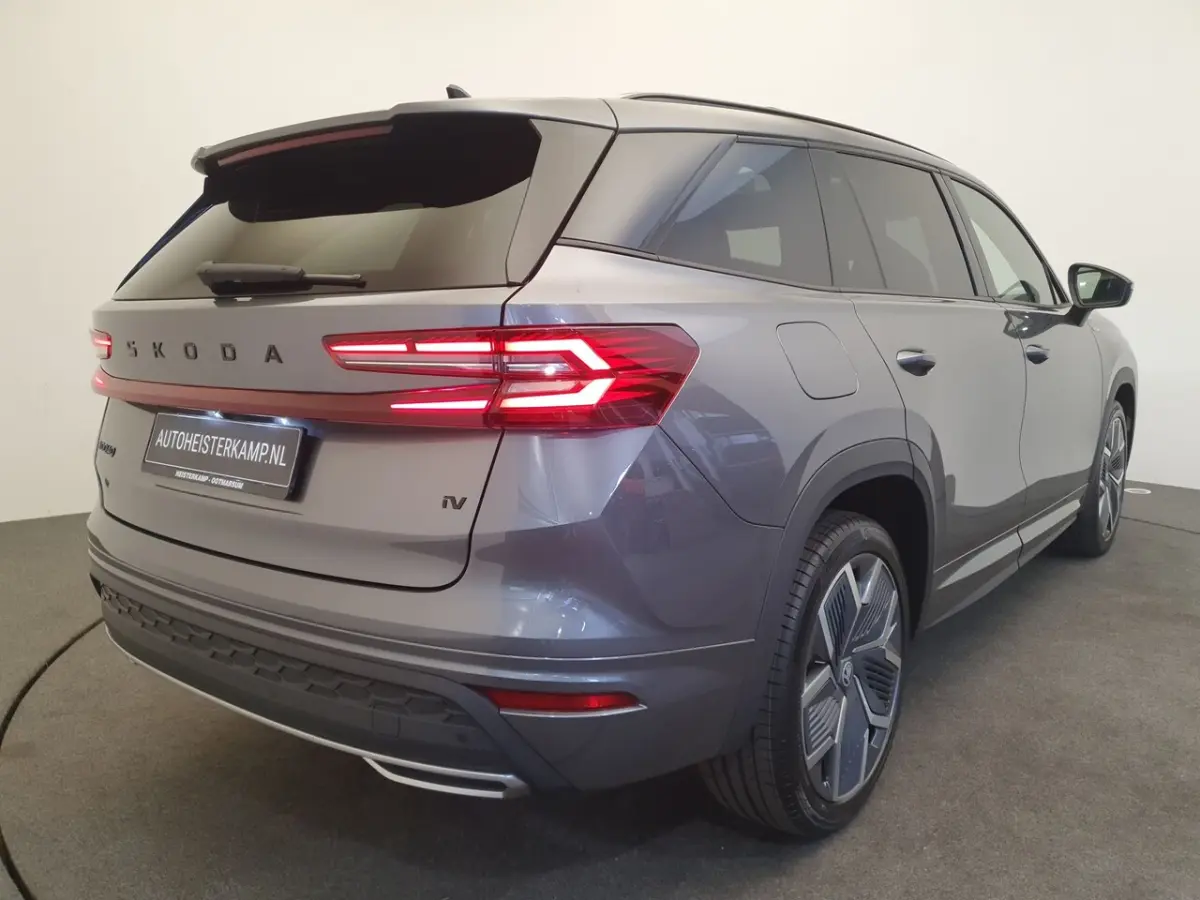 1.5 TSI PHEV DSG/AUT 204pk Sportline Business Wegklapbare Trekhaak, Panoramadak, Winterpak