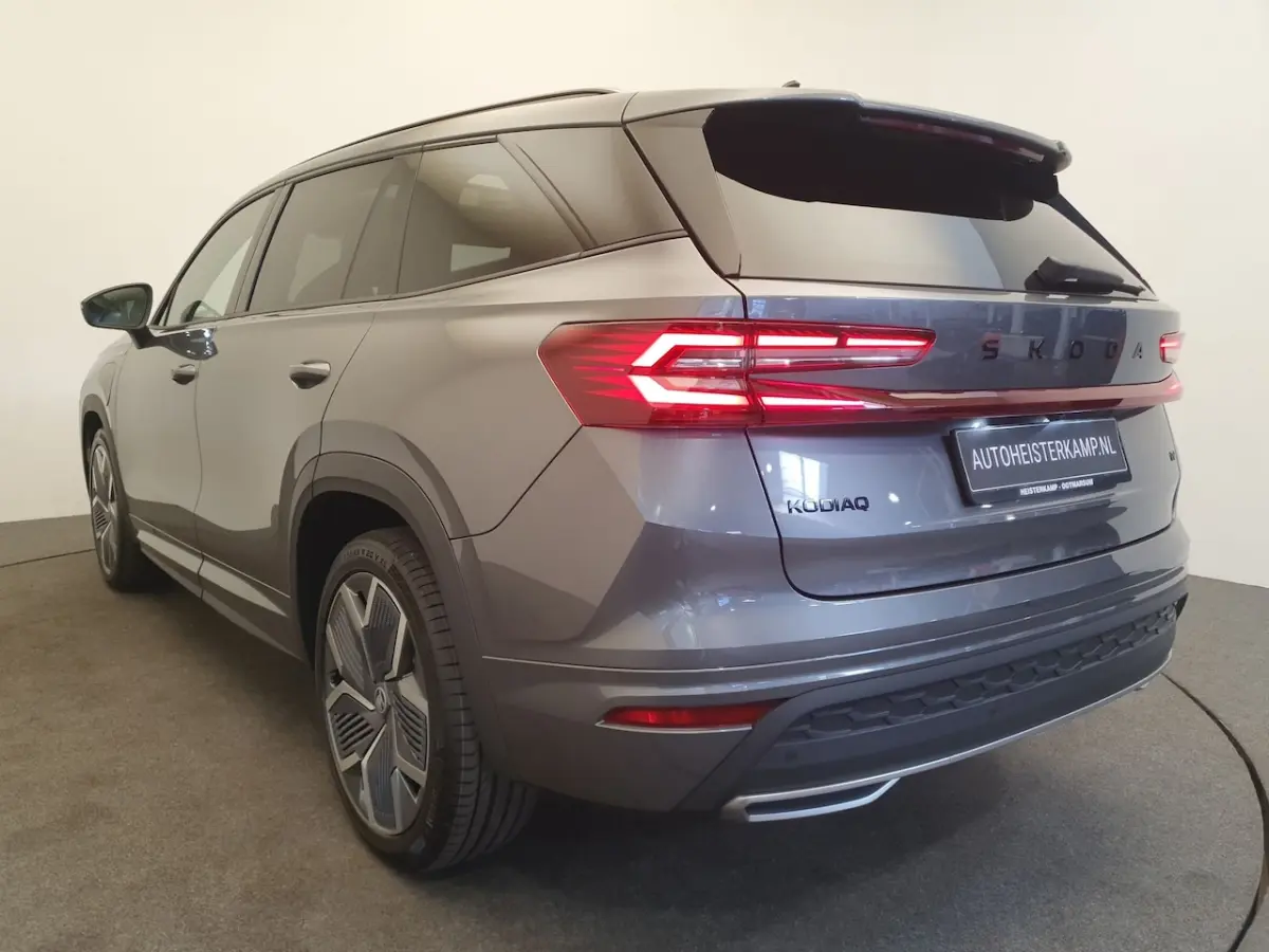 1.5 TSI PHEV DSG/AUT 204pk Sportline Business Wegklapbare Trekhaak, Panoramadak, Winterpak