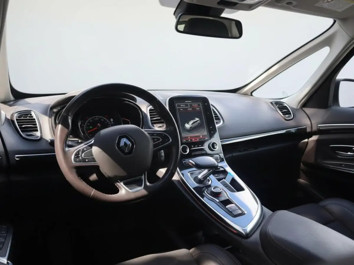 1.6 TCe Dynamique 7p. | Clima | Cruise | Multimedia/Navi | Stoelverwarming | PDC + Camera