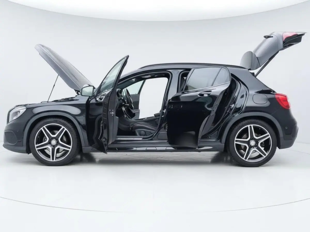 180 AMG Night Edition Plus | Cruise | Airco | Navi/Apple carplay | Pano | Stoelverwarming