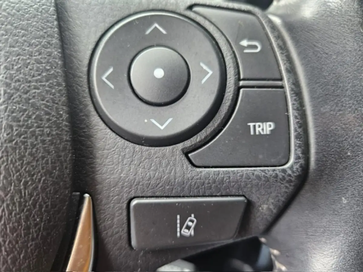 1.8 Hybrid Dynamic Keyless/Pdc