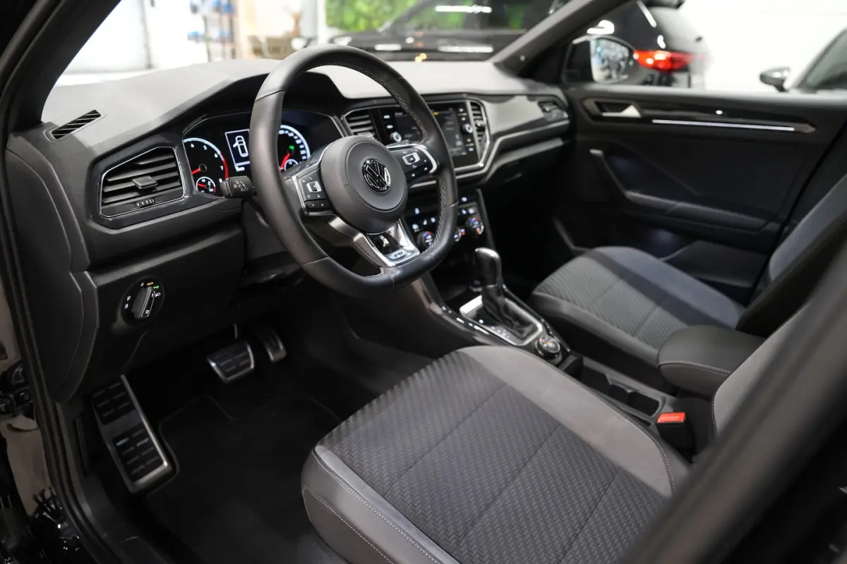 2.0 TSI 4Motion 190PK 2x R-Line * Trekhaak - Camera - Beats - ACC - Blind Spot - App - LED