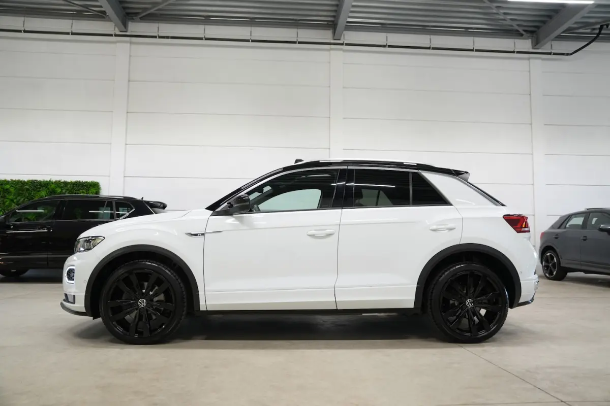 1.5 TSI 3x R-Line * Pano - Virtual - Beats - Keyless - Camera - ACC - Blind Spot - 19" - A