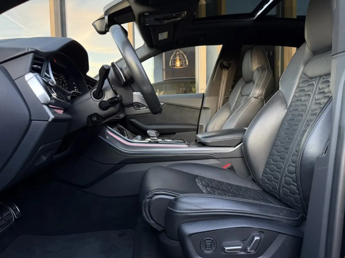 4.0 TFSI RS Q8 Quattro | Dynamic-pakket plus | Head-up | 4-WBS |