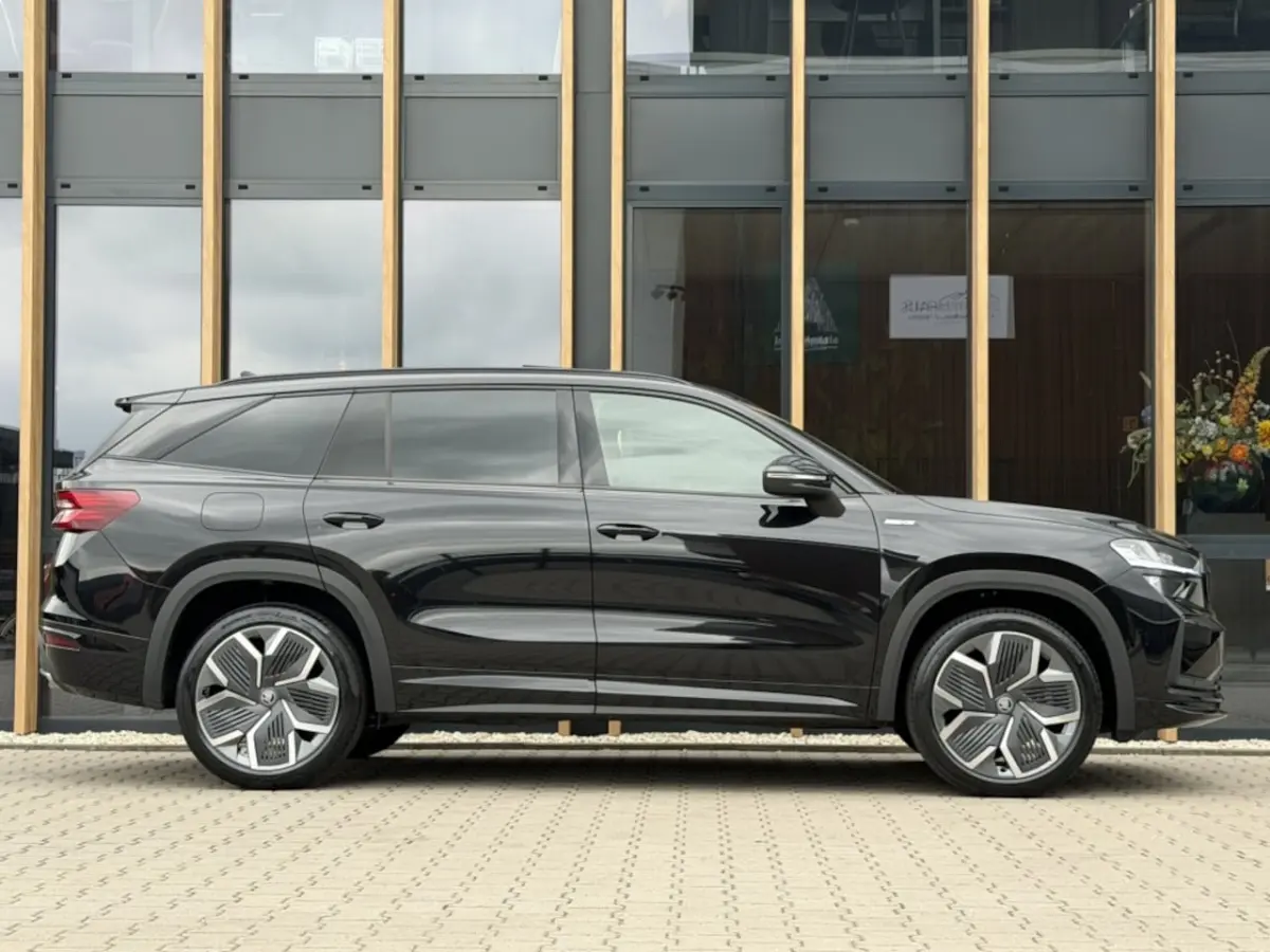 1.5 TSI MHEV Sportline Business 7p 150PK DSG Panoramadak | Trekh