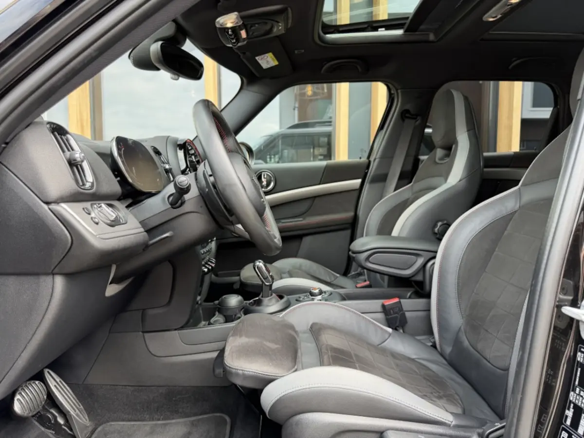2.0 JCW ALL4 306pk | Panorama dak | harman&kardon | keyless | V