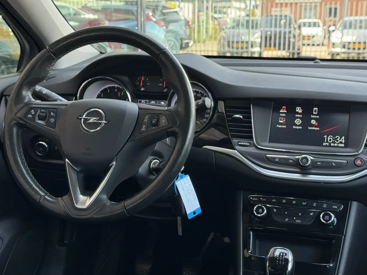 1.2 Design & Tech NL-AUTO | TREKHAAK | NAVI | LED