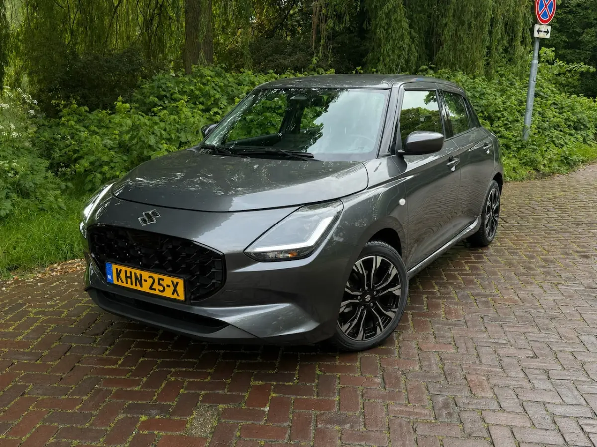 1.2 Comfort Smart Hybrid 1 Eig.b.j. 10-2024 17000 km 15â lm velgen