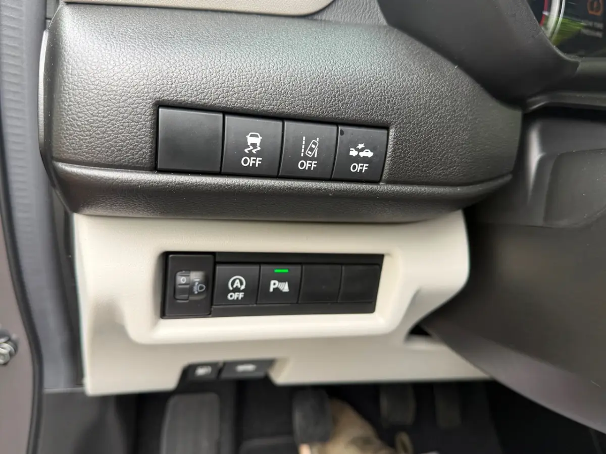 1.2 Comfort Smart Hybrid 1 Eig.b.j. 10-2024 17000 km 15â lm velgen