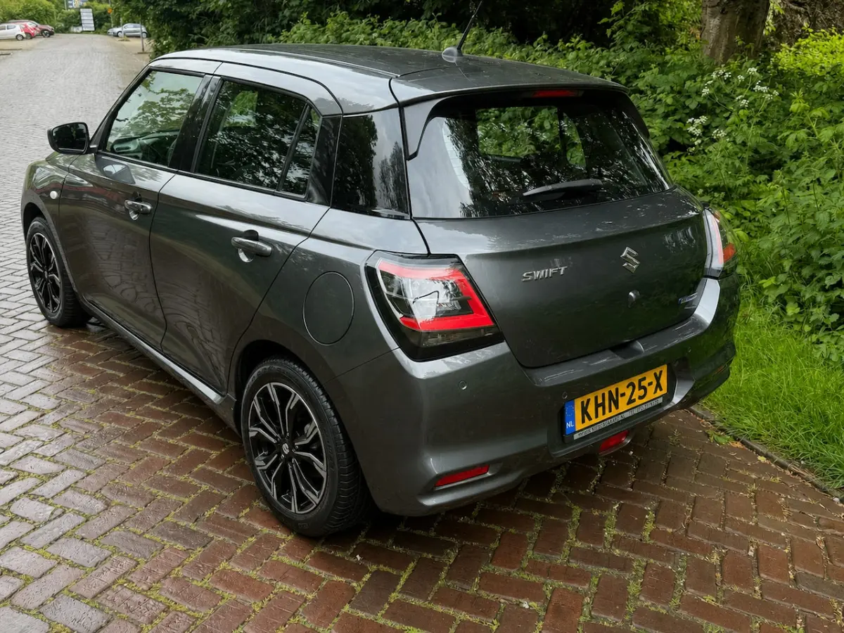 1.2 Comfort Smart Hybrid 1 Eig.b.j. 10-2024 17000 km 15â lm velgen