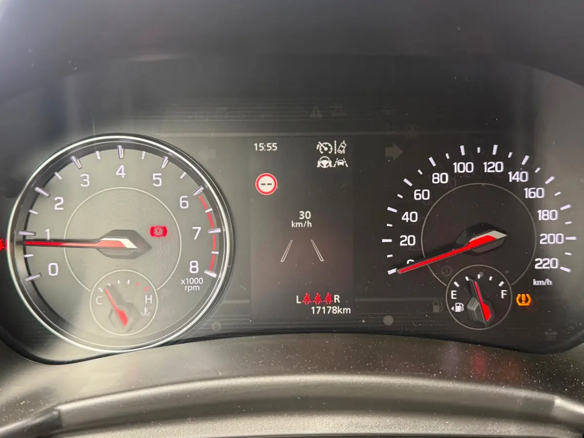 1.2 Comfort Smart Hybrid 1 Eig.b.j. 10-2024 17000 km 15â lm velgen