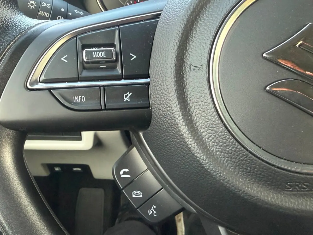 1.2 Comfort Smart Hybrid 1 Eig.b.j. 10-2024 17000 km 15â lm velgen