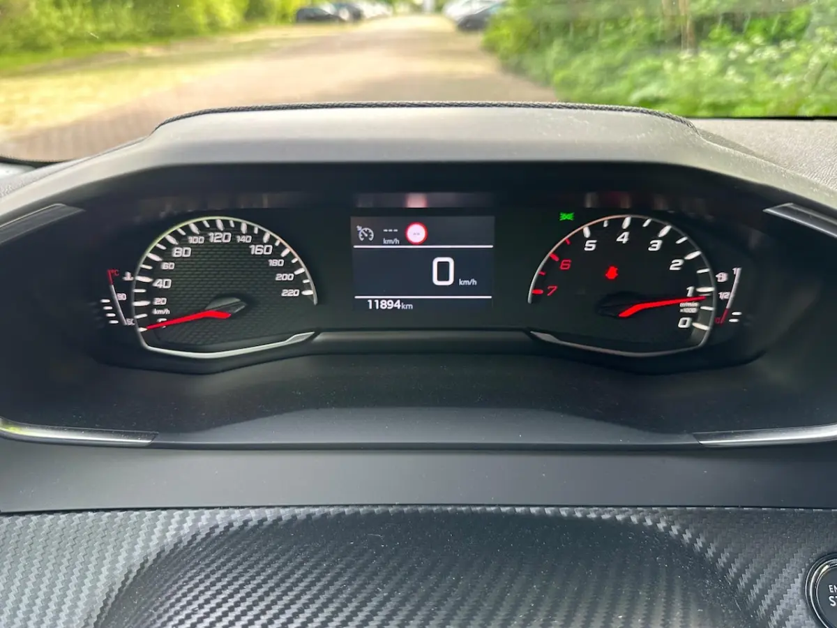 1.2 PureTech Allure Pack 1 Eig. b.j.2-2023 11000 km Led verl.Apple carplay 16"lm Velgen