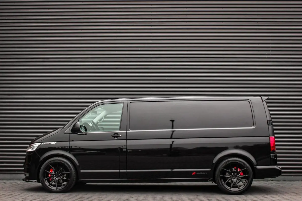 2.0 TDI L2H1 150PK JB- EDITION DSG / PDC / VERLAGINGSVEREN / LEDEREN BEKLEDING / FULL / AP