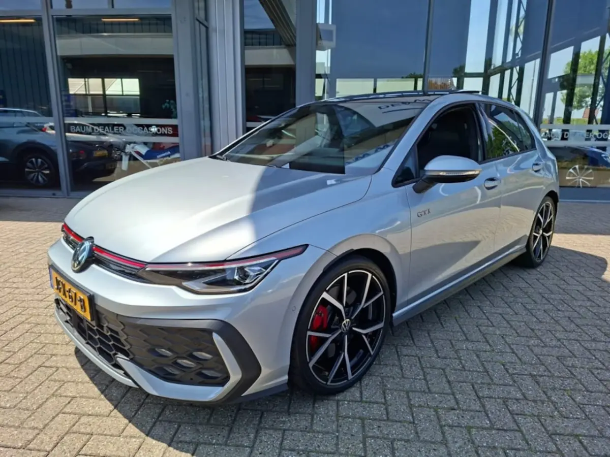 2.0 TSI GTI 265PK AUTOMAAT PANO NAVI CAMERA HEAD-UP LMV 19 INCH