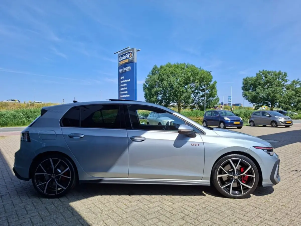 2.0 TSI GTI 265PK AUTOMAAT PANO NAVI CAMERA HEAD-UP LMV 19 INCH