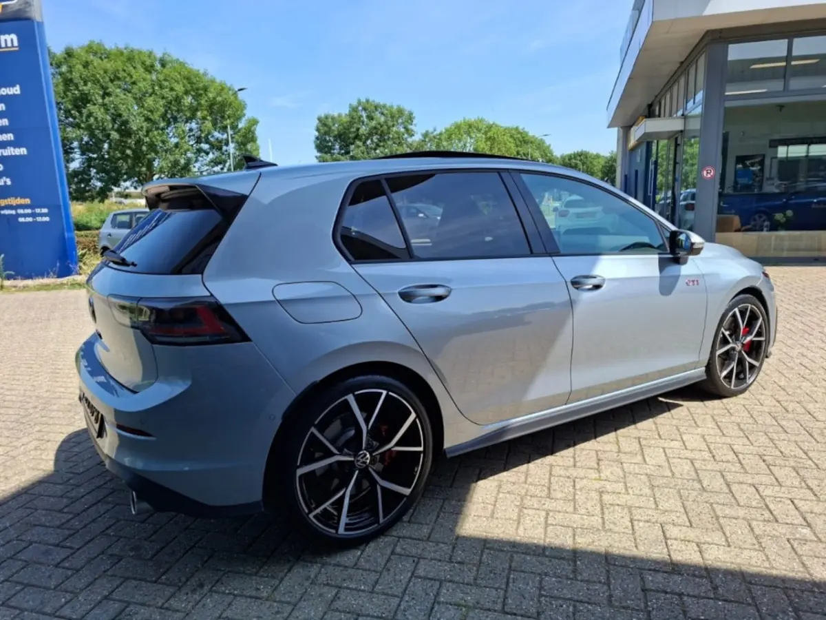2.0 TSI GTI 265PK AUTOMAAT PANO NAVI CAMERA HEAD-UP LMV 19 INCH