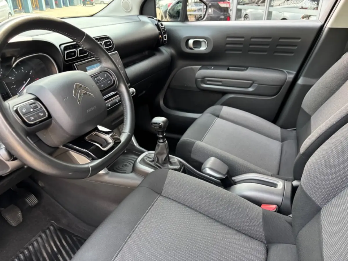 1.2 PT SenS SHINE 110 PK CARPLAY AIRCO/ECC NAVI PDC,