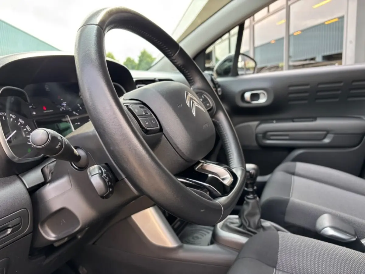 1.2 PT SenS SHINE 110 PK CARPLAY AIRCO/ECC NAVI PDC,