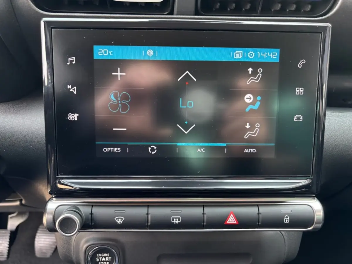 1.2 PT SenS SHINE 110 PK CARPLAY AIRCO/ECC NAVI PDC,