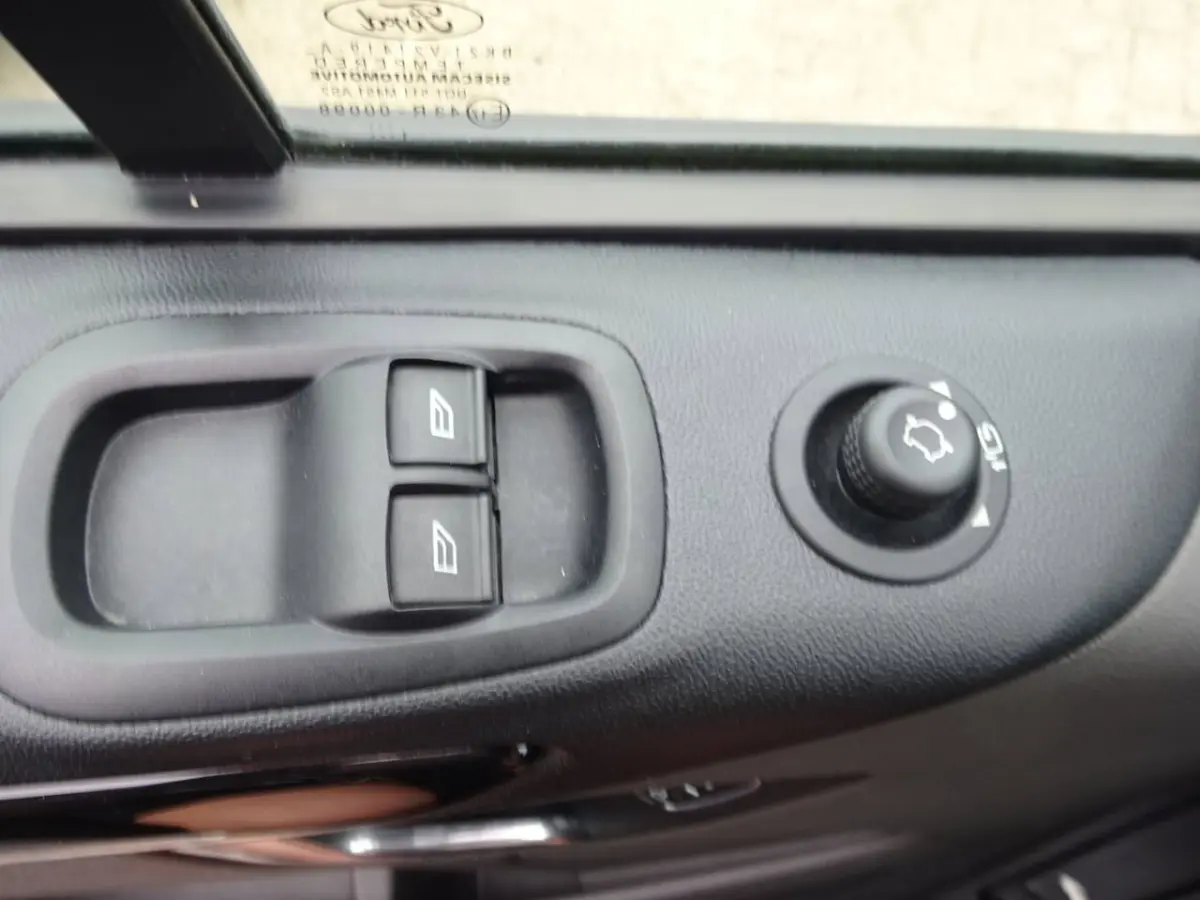 300 2.0 TDCI 130 PK L1H1 Limited Automaat AIRCO NAVI CRUISE CONTROL