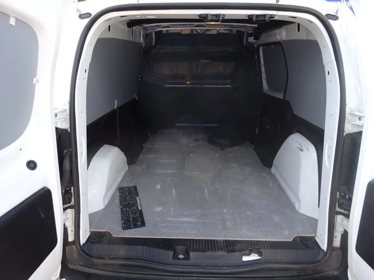 N-Connecta L2 45KW 100% ELEKTRISCH AIRCO CRUISE APPLE CARPLAY